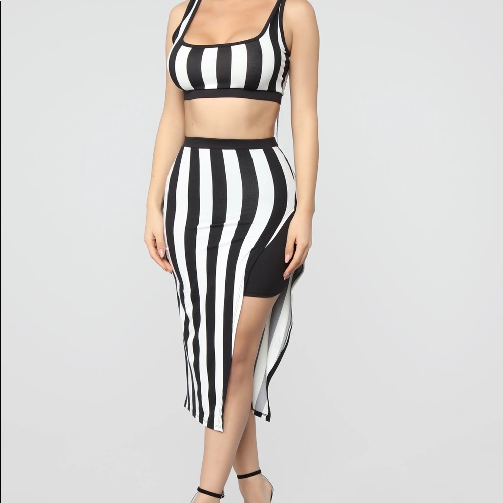 The Way You See Me Striped Skirt Set - Black/White